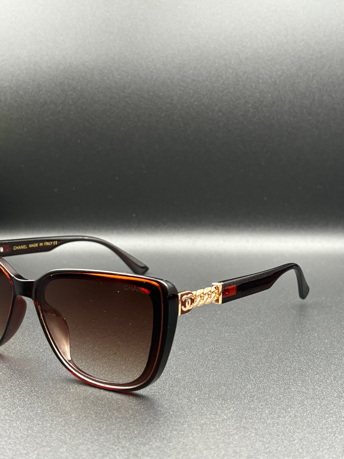 CHANEL SUNGLASSE - DF1047