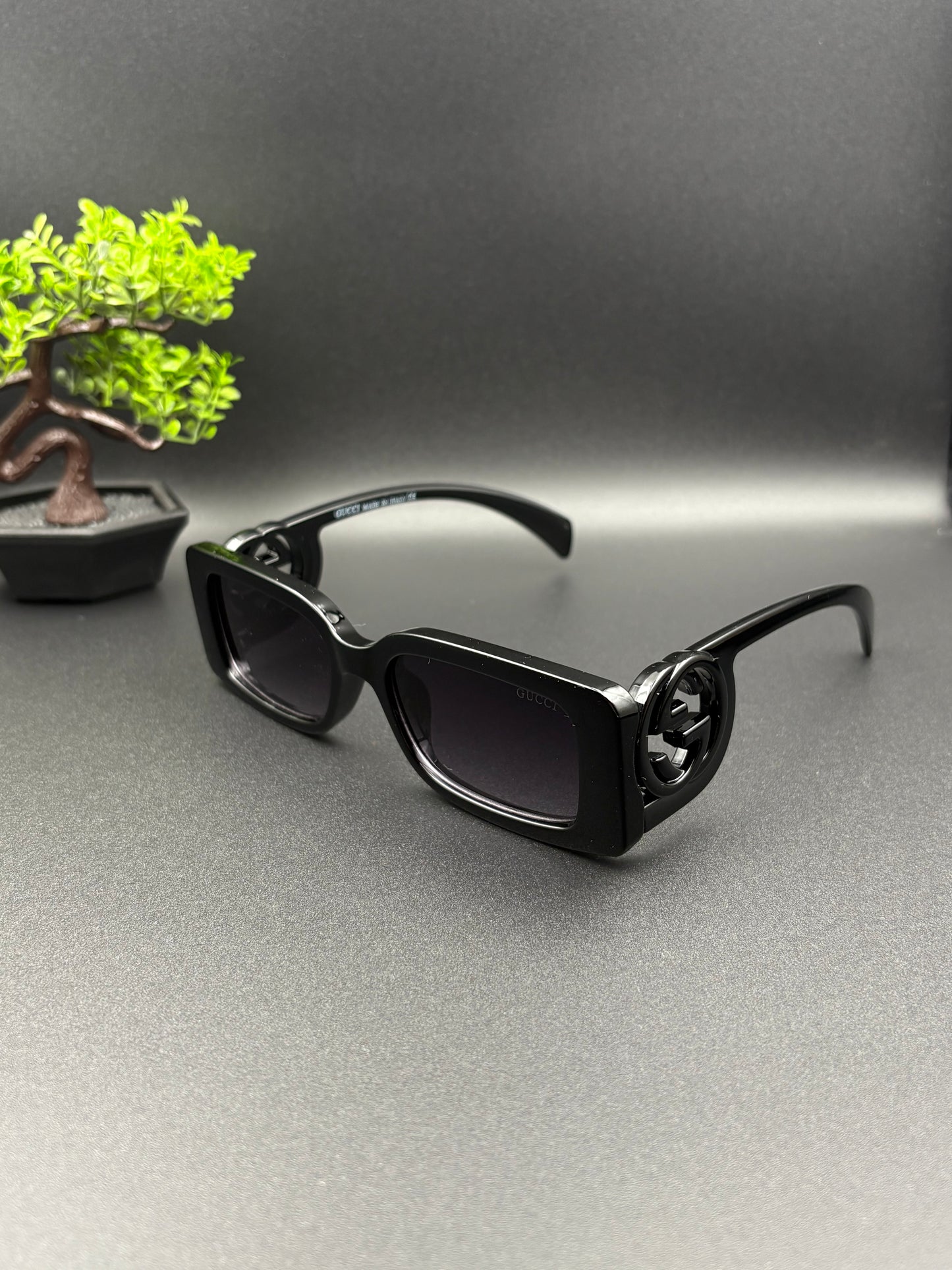 GUCCI SUNGLASSE - DF1010