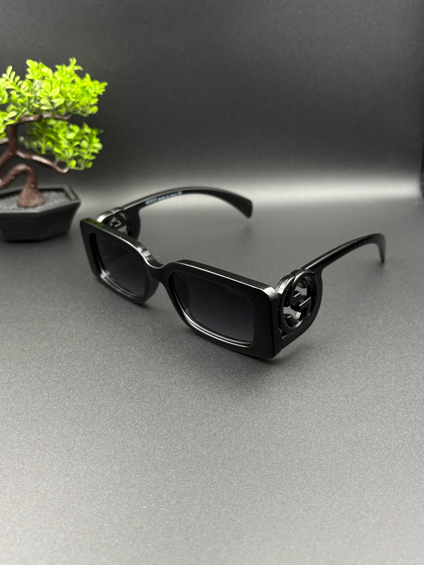 GUCCI SUNGLASSE - DF1010