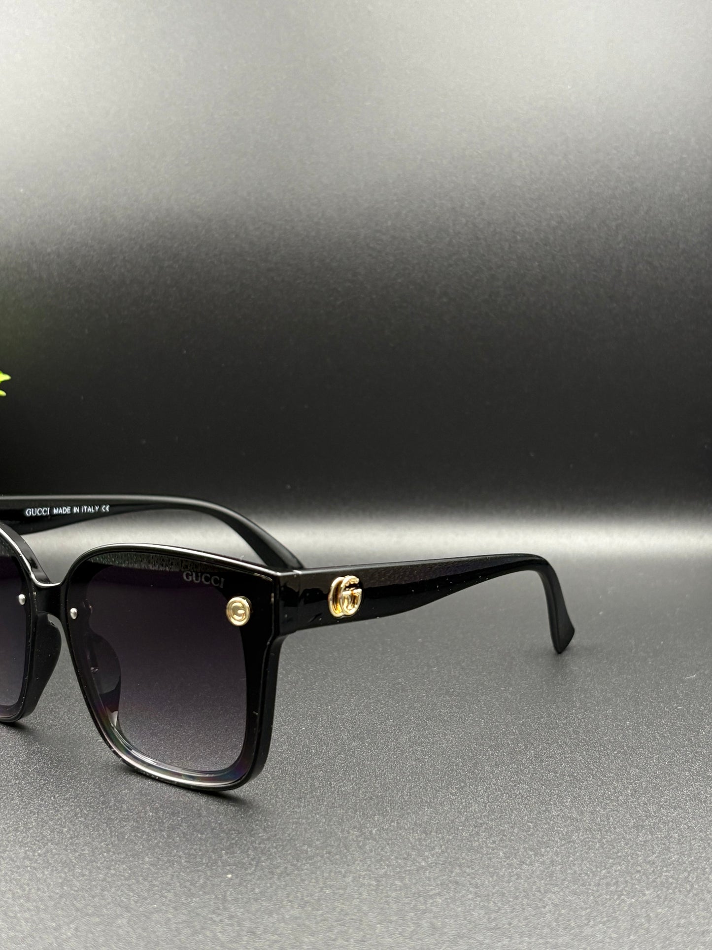 GUCCI SUNGLASSE - DF1051