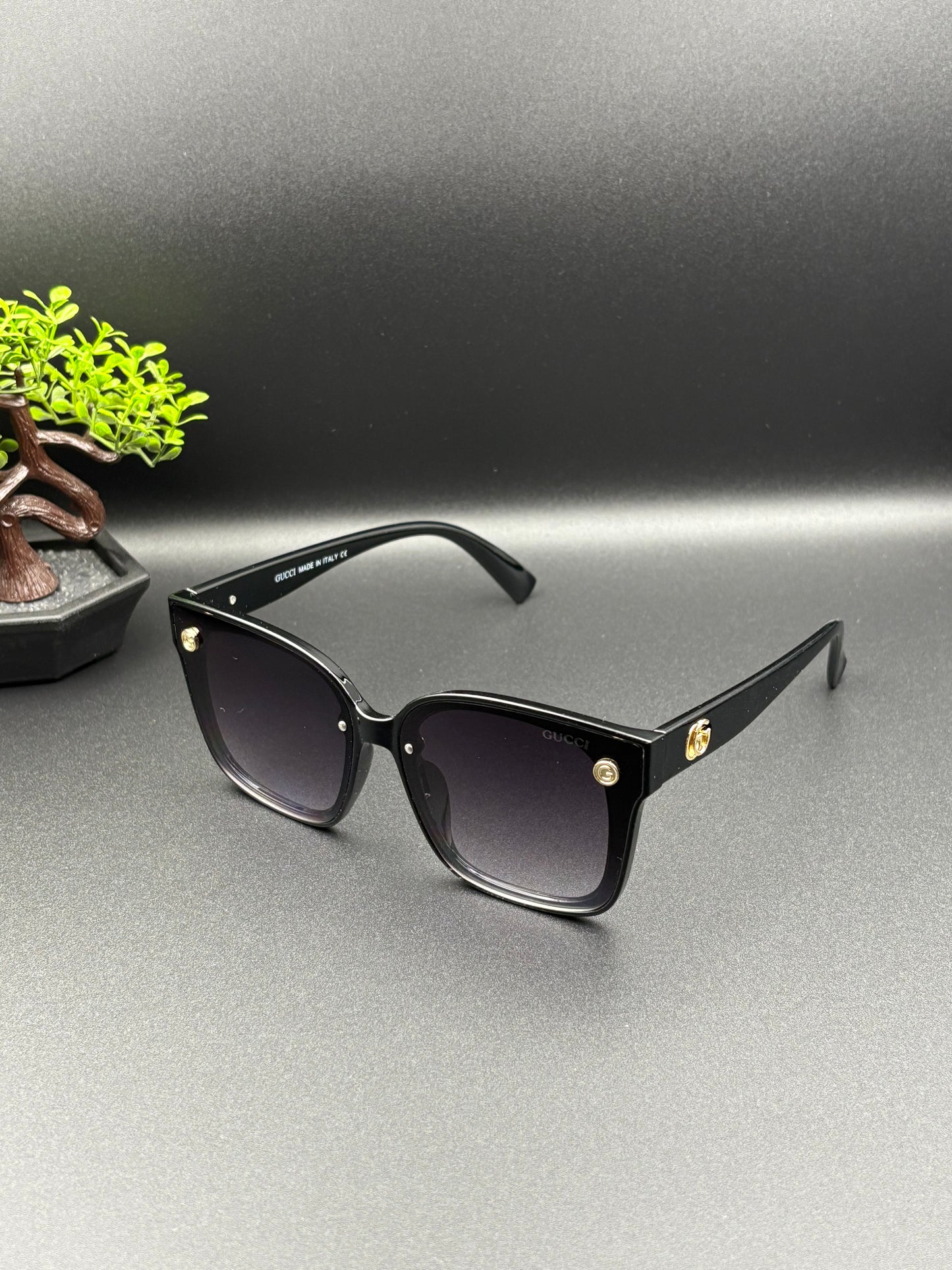 GUCCI SUNGLASSE - DF1051