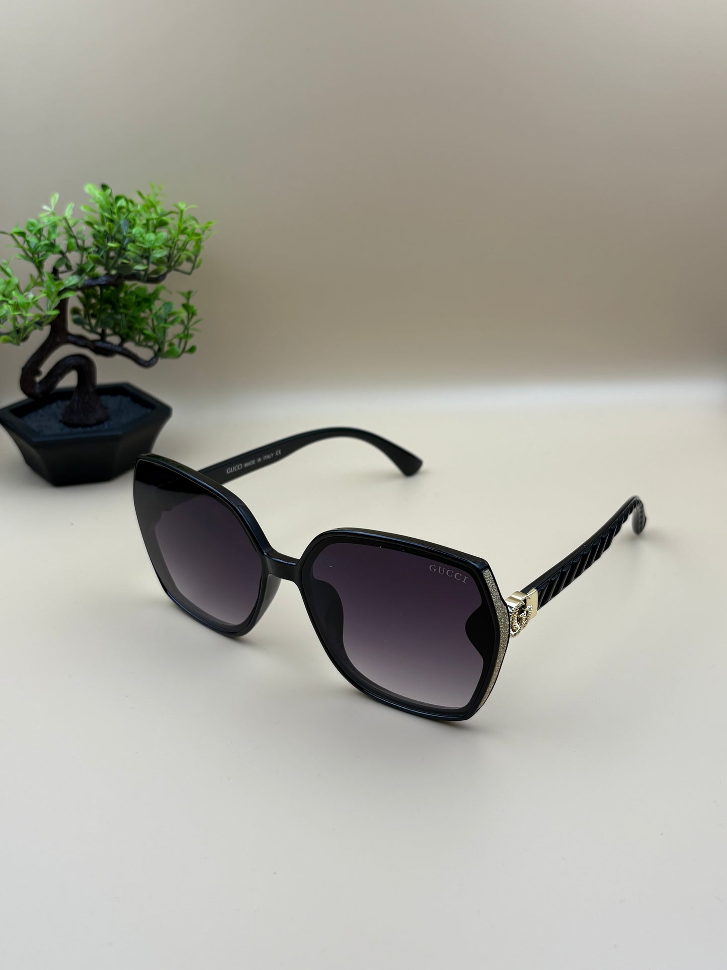 GUCCI SUNGLASSE - DF1061