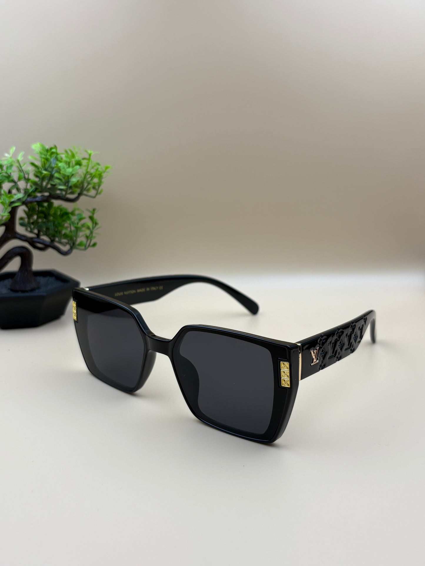 LOUIS VUITTON SUNGLASSE - DF1065
