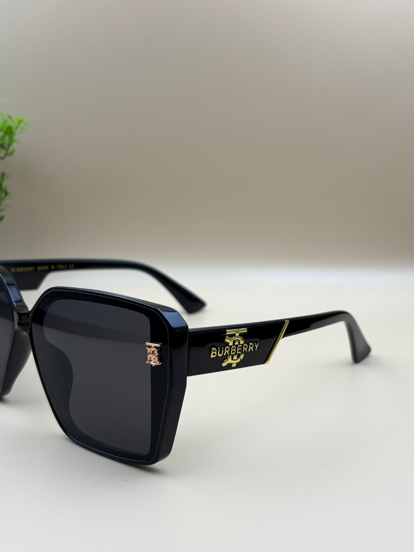 BURBERRY SUNGLASSE - DF1067
