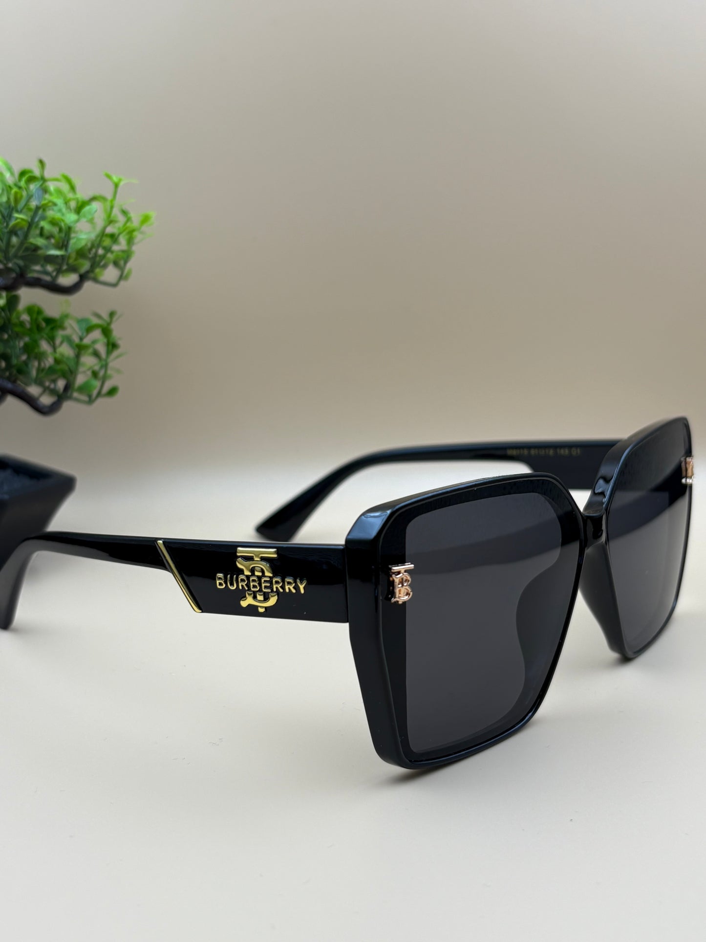BURBERRY SUNGLASSE - DF1067