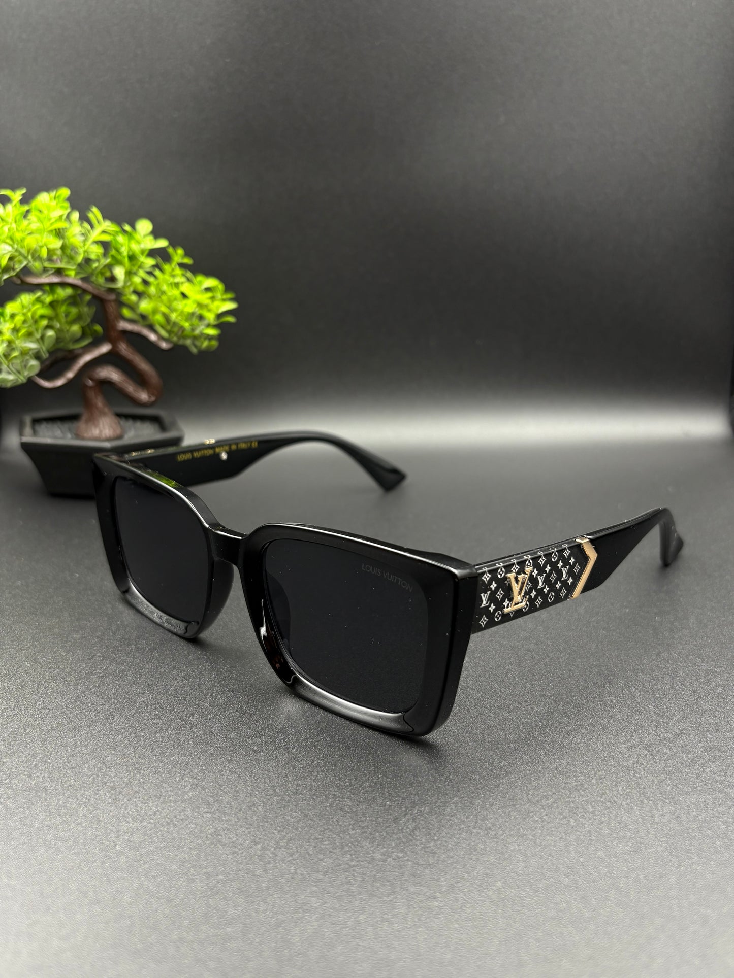 LOUIS VUITTON SUNGLASSE - DF1014