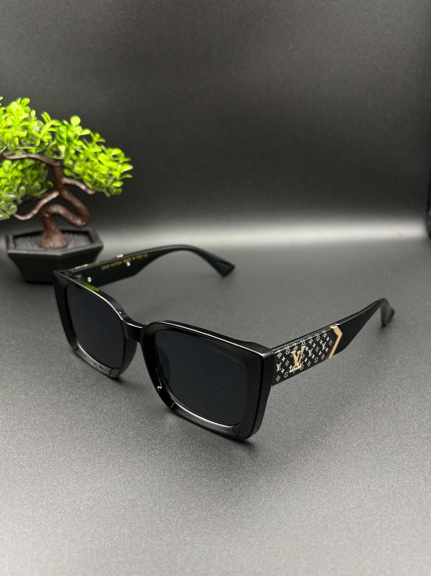 LOUIS VUITTON SUNGLASSE - DF1014