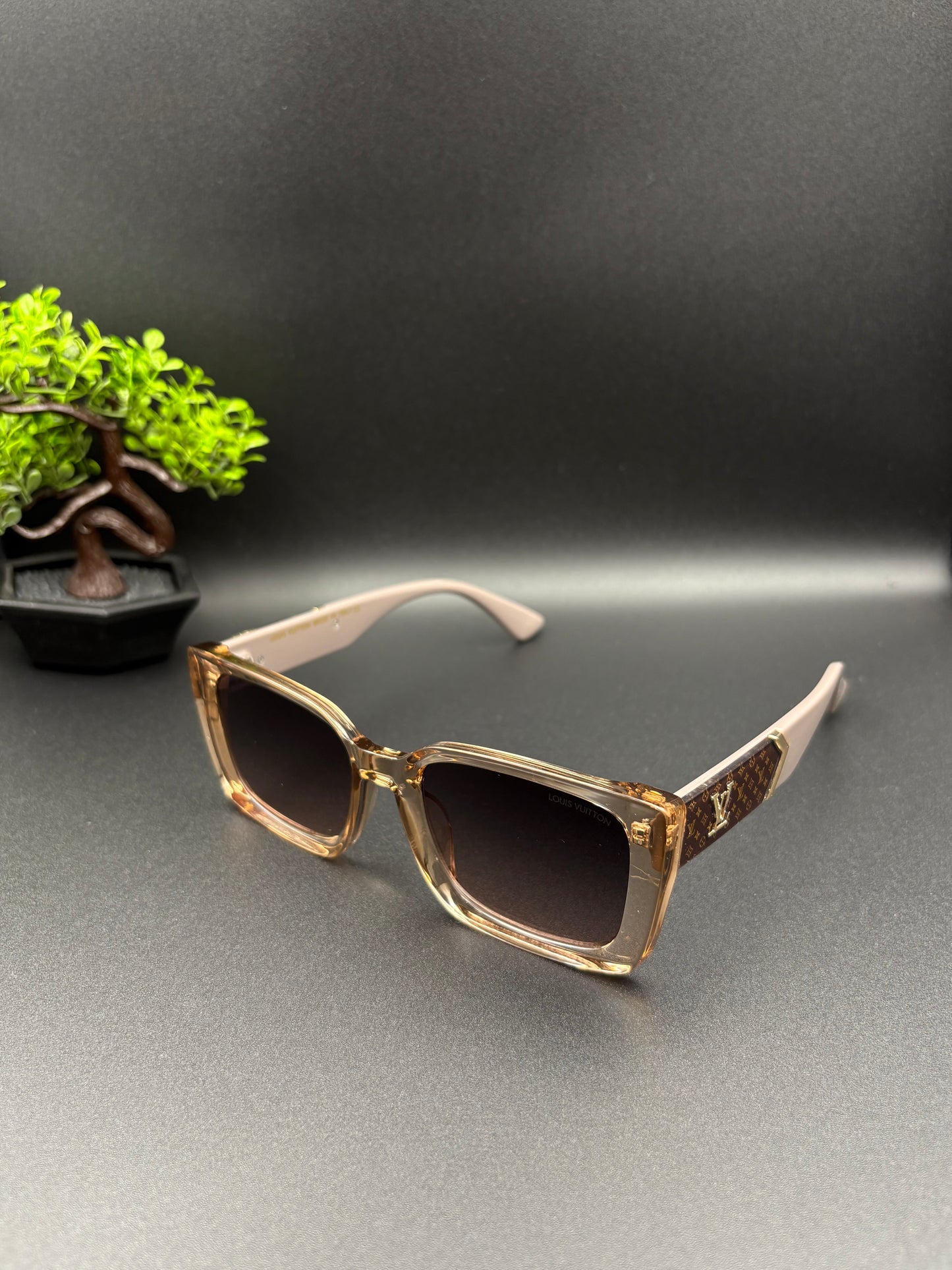 LOUIS VUITTON SUNGLASSE - DF1015