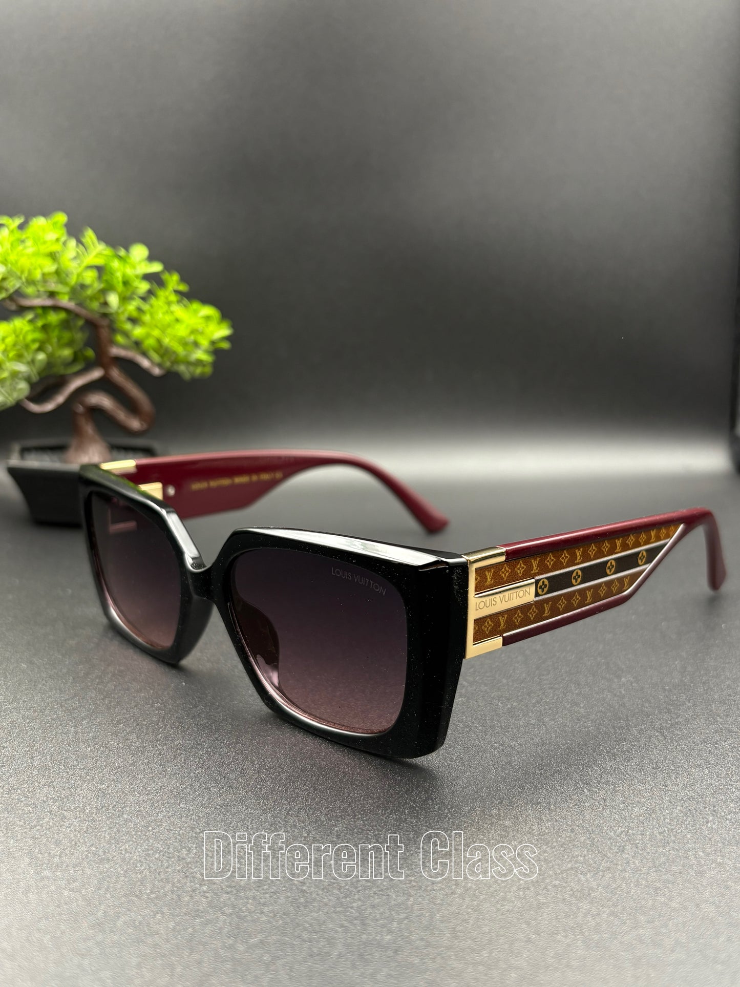 LOUIS VUITTON SUNGLASSE - DF1018