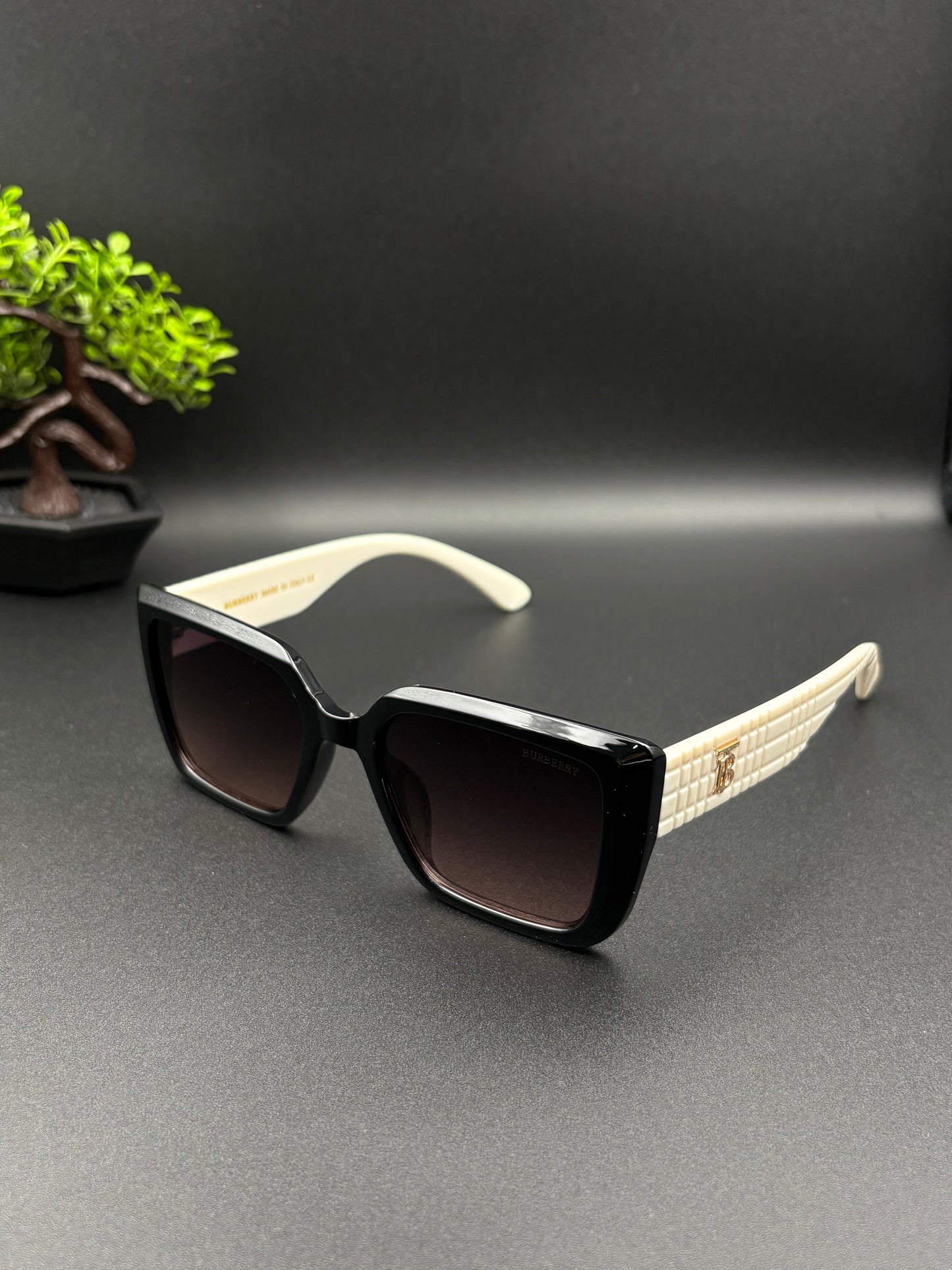 BURBERRY SUNGLASSE - DF1022