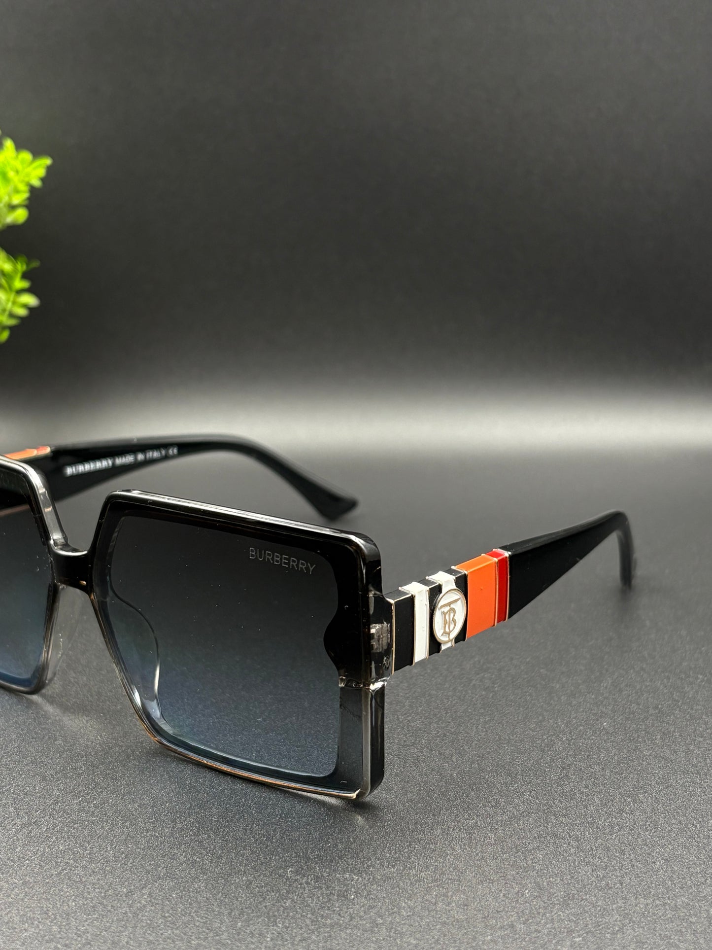 BURBERRY SUNGLASSE - DF1027