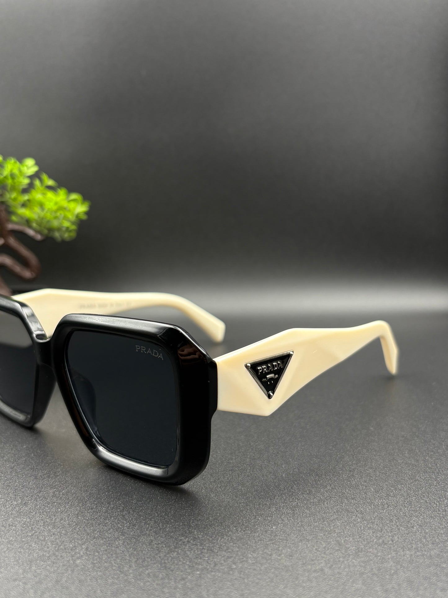 PRADA SUNGLASSE - DF1041
