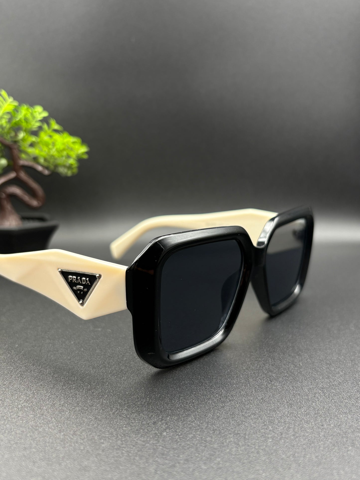 PRADA SUNGLASSE - DF1041