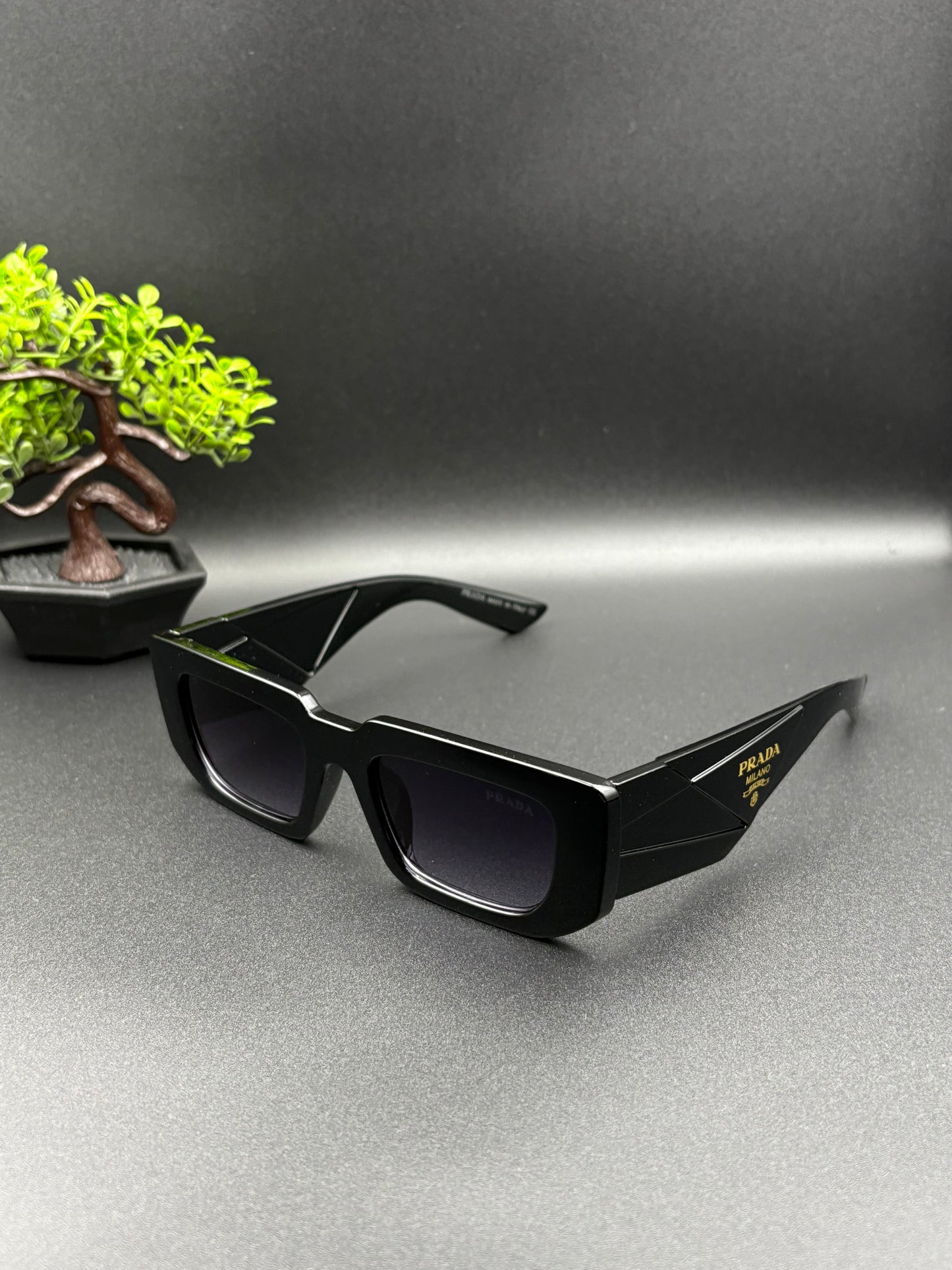 PRADA SUNGLASSE - DF1012