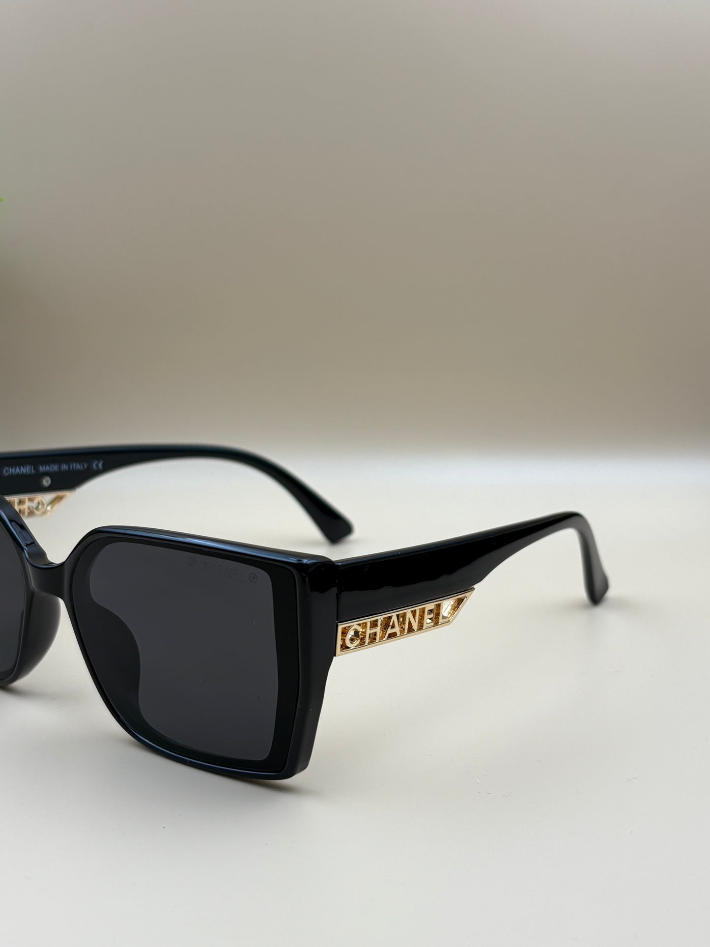 CHANEL SUNGLASSE - DF1066